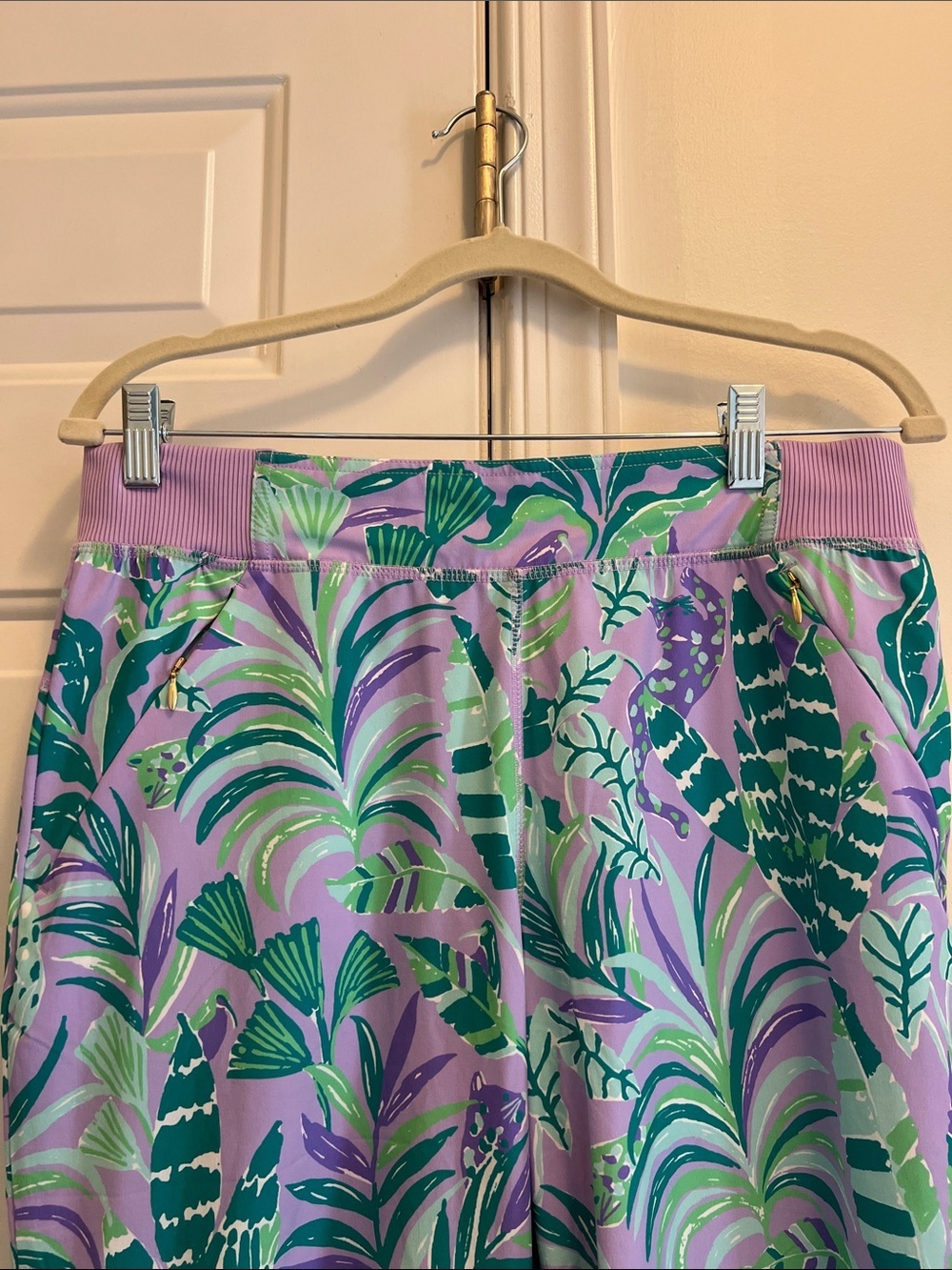 Lilly Pulitzer Run Around Luxletic UPF 50 size M - Picture 2 of 4